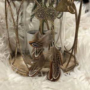 Feathered earrings 